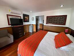 Coras Place Bacalar Lagoon Front