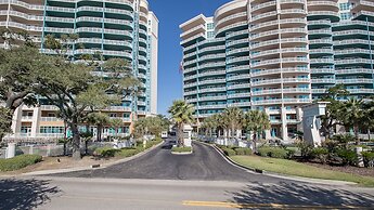 Legacy I 1403 Penthouse