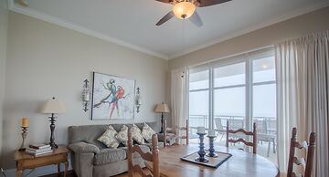 Legacy I 1306 Penthouse