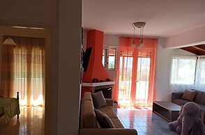 Julia Holiday Apartments