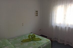 Julia Holiday Apartments