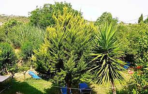 Julia Holiday Apartments