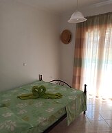 Julia Holiday Apartments