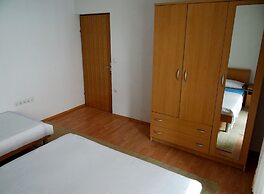 Beautiful Coastline View Apartment a4