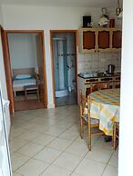 Beautiful Coastline View Apartment a4