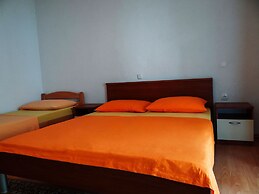 Beautiful Coastline View Apartment a4