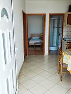 Beautiful Coastline View Apartment a4