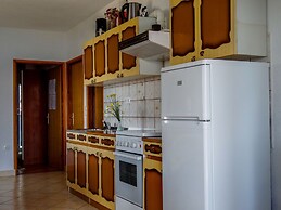 Beautiful Coastline View Apartment a4