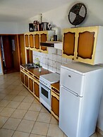 Beautiful Coastline View Apartment a4