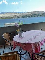 Beautiful Coastline View Apartment a4