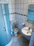 Beautiful Coastline View Apartment a4