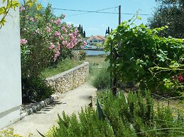 Detached House Miketa