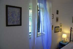 Detached House Miketa