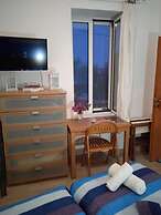 Alkistis Cozy By The Beach Apt in Ikaria Island, Therma Ground Floor