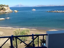 Alkistis Cozy by The Beach Apartment in Ikaria Island Intherma Bay - 2