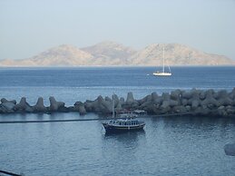 Alkistis Cozy by The Beach Apartment in Ikaria Island Intherma Bay - 2