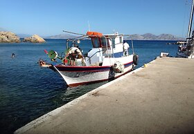 Alkistis Cozy by The Beach Apartment in Ikaria Island Intherma Bay - 2