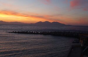 Alkistis Cozy By The Beach Apt In Ikaria Island, Therma 1st Floor