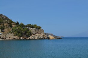 Alkistis Cozy By The Beach Apt In Ikaria Island, Therma 1st Floor