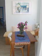 Alkistis Cozy By The Beach Apt In Ikaria Island, Therma 1st Floor