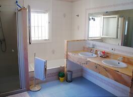 Villa for 8 People With Private Pool