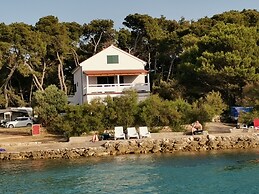 Apartment Near the sea