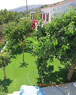 Room-andoni's House in Pitrofos, Andros