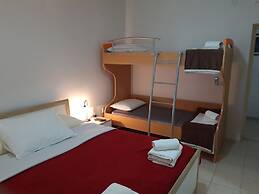 Sasa Apartments Kastel Stafilic Croatia