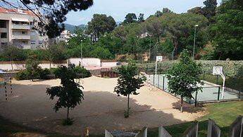 Comfortable Apartment Near Cala Sa Boadella -lloret de Mar, Costa Brav