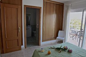 House With Private Pool With Direct Acces to the Beach