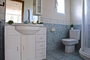 House With Private Pool With Direct Acces to the Beach