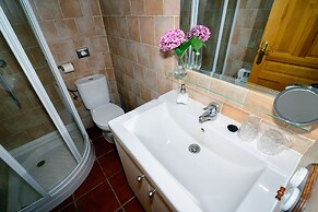 Rural House in the Mountain of Leon