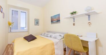 Vera Seaview Apartment