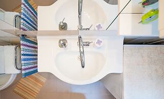 Vera Seaview Apartment