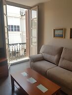 Stylish And Spacious 1 Bedroom Flat In Trendy Area