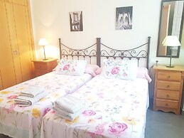 Stylish And Spacious 1 Bedroom Flat In Trendy Area