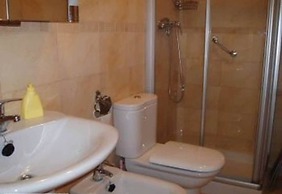 Stylish And Spacious 1 Bedroom Flat In Trendy Area