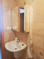 Stylish And Spacious 1 Bedroom Flat In Trendy Area