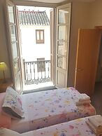 Stylish And Spacious 1 Bedroom Flat In Trendy Area