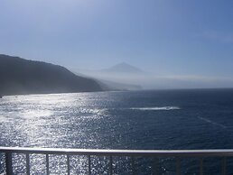 Stunning Ocean Views At Tenerife North