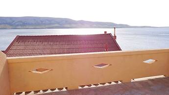 Cosy Apartment With sea View and one Bedroom