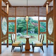 Friendsship Express Hotel