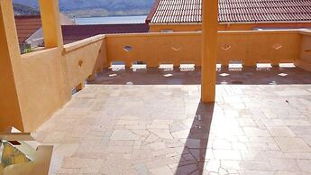 Cozy 1 Bedroom Apartment With sea View