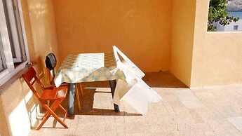 Cozy 1 Bedroom Apartment With sea View