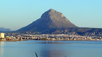 Luxury Apartment Overlooking Javea Bay and Mountains