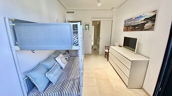 Luxury Apartment Overlooking Javea Bay and Mountains