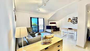 Luxury Apartment Overlooking Javea Bay and Mountains