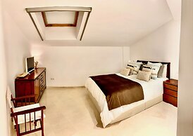 Luxury Apartment Overlooking Javea Bay and Mountains