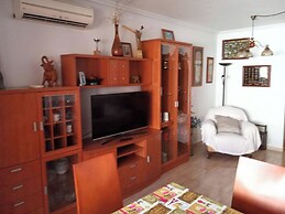 Apartment With 2 Bedrooms With Pool on the Site