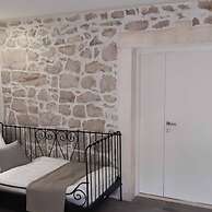 Villa Dragi, Villa With Pool and big Terrace, sea View, Peacfully and